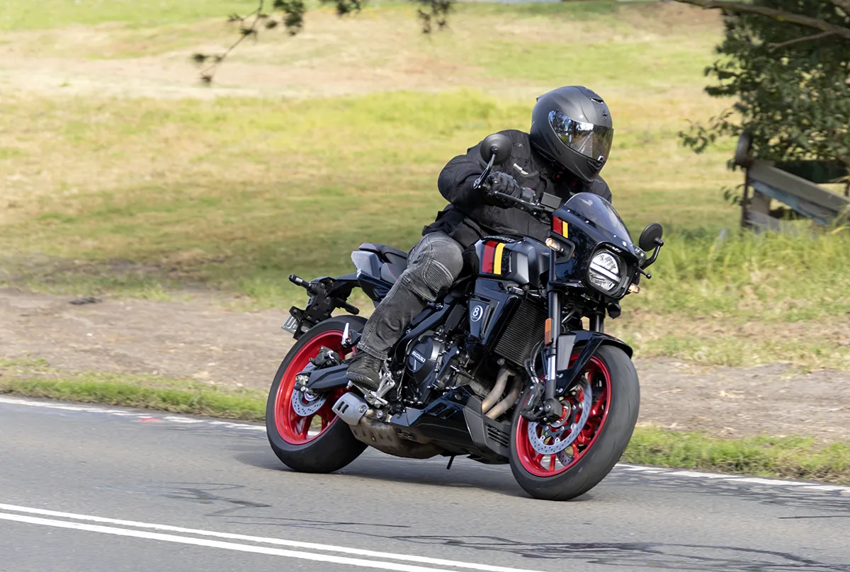GSX8TT_1