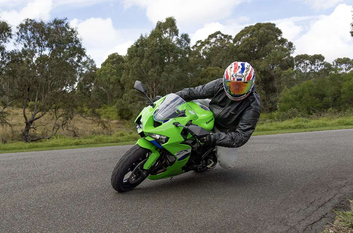 ZX6R_3