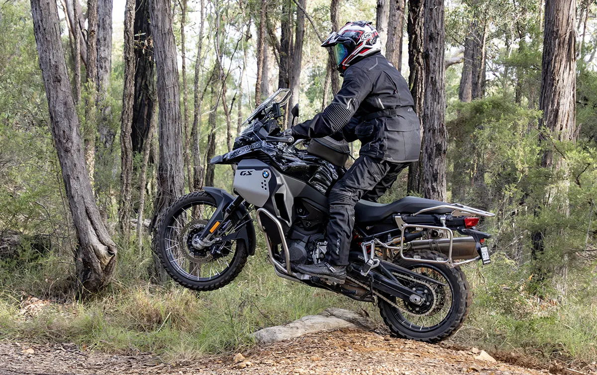 F900GS