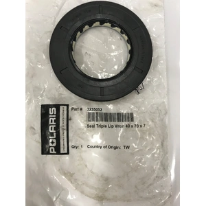 OEM SEAL-TRIPLE LIP VITON 40X70X7  3235052