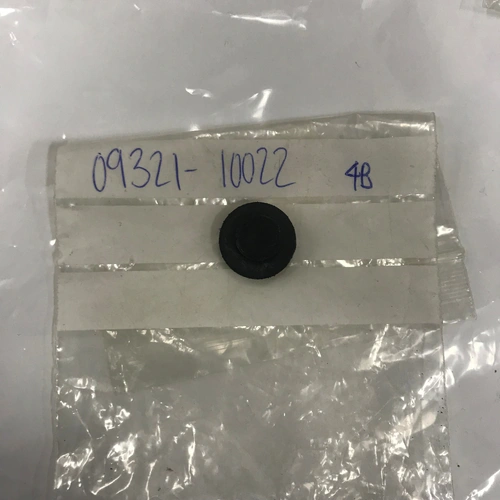 DRZ400E /DRZ400S / LTF500F /OEM SEAT RUBBER CUSHION 0932110022 - SKU:0932110022