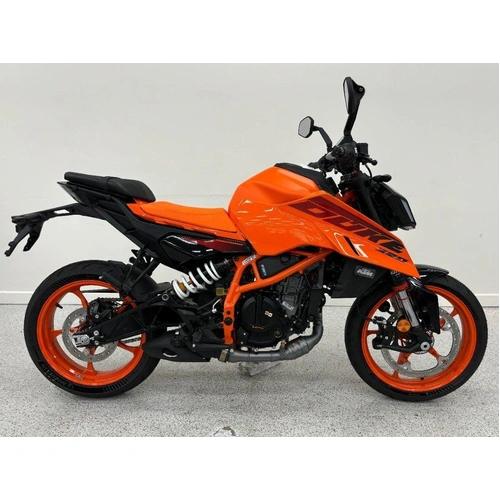 2025 Ktm 390CC 390 DUKE Road