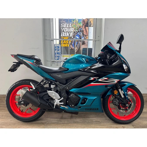 2021 Yamaha YZF-R3 Super Sport