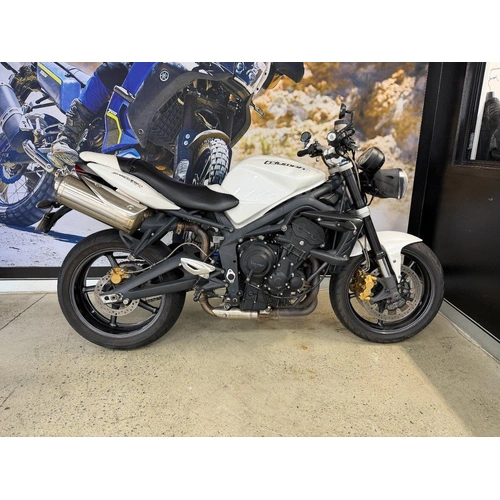 2012 Triumph 675CC STREET TRIPLE Road
