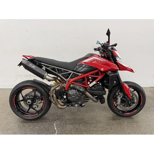 2020 DUCATI 950CC HYPERMOTARD 950 (RED) DUAL SPORTS