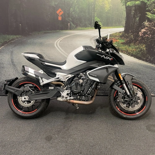 2024 CFMOTO 800CC 800NK Sport