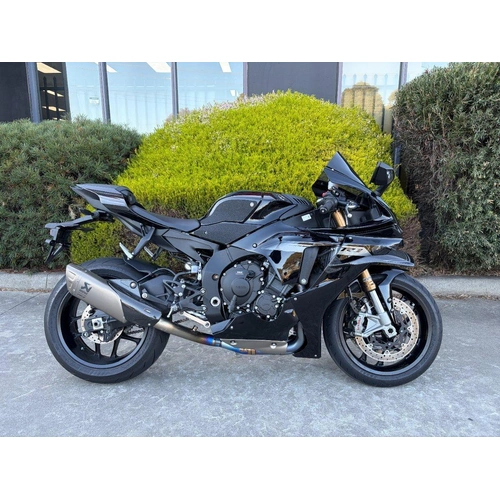 2025 Yamaha 1000CC YZF-R1 SPORTS