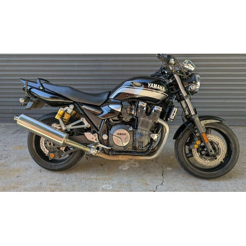 2010 Yamaha 1300CC XJR1300 Road
