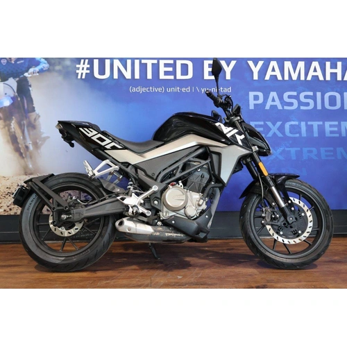 2021 CFMOTO 300NK Naked