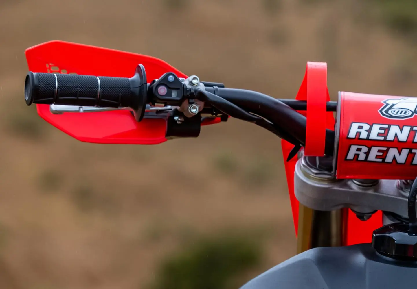 New Triple clamps, Axle and Steering Stem
