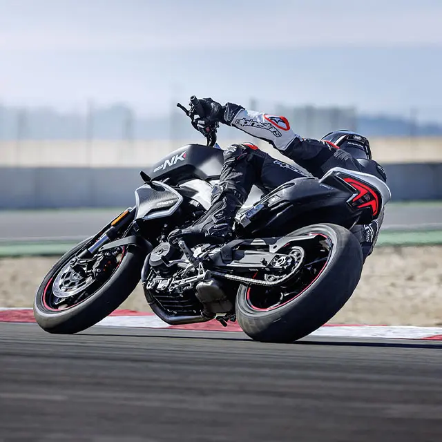 THRILLING ENGINE PERFORMANCE