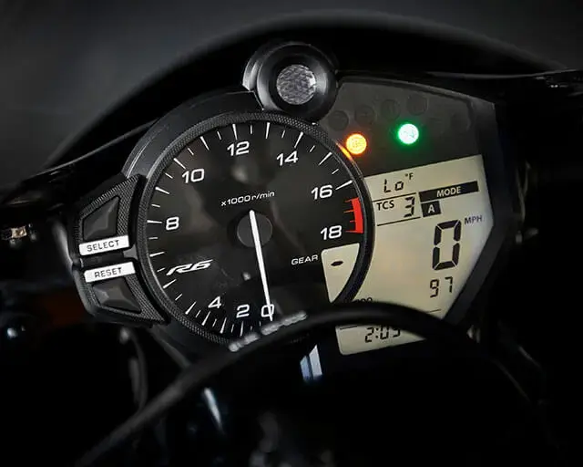Lightweight high-performance engine