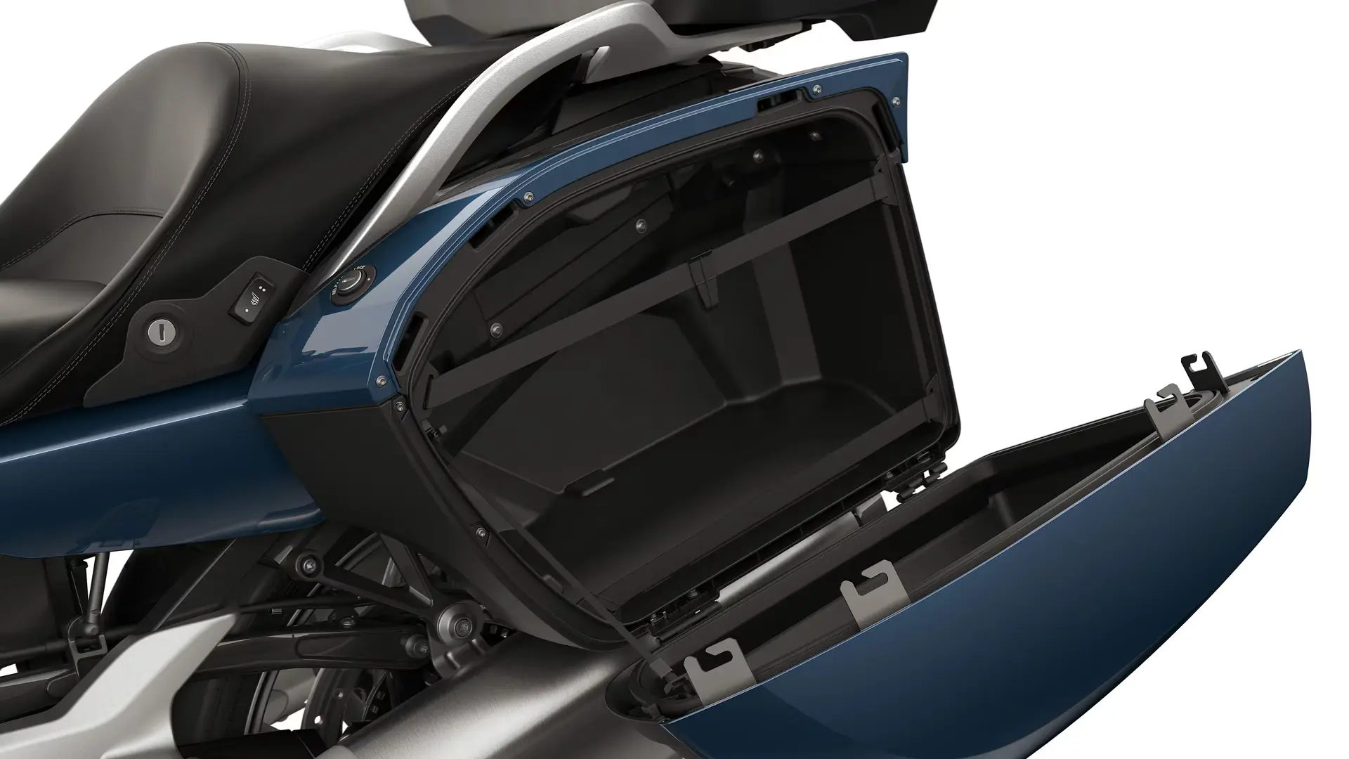 Generous luggage and storage space