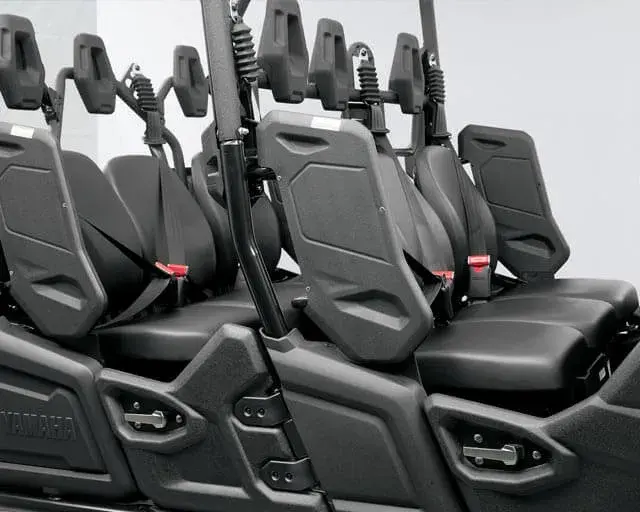 Comfortable and spacious 6-seat layout