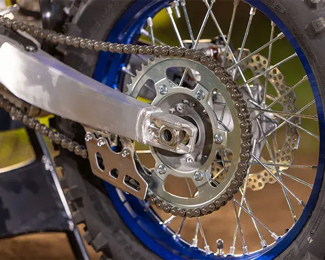 Light rear hub