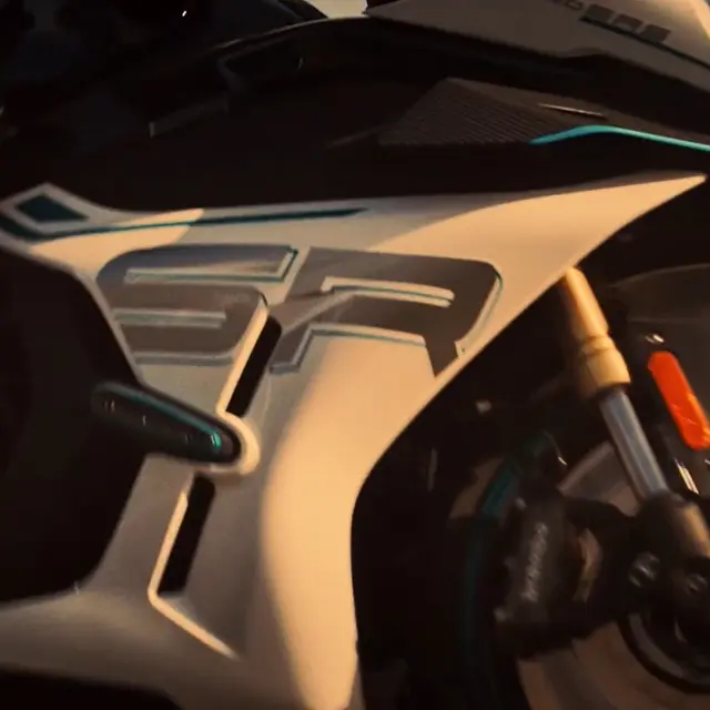 POWERED BY CFMOTO'S HIGHLY ACCLAIMED PARALLEL TWIN ENGINE