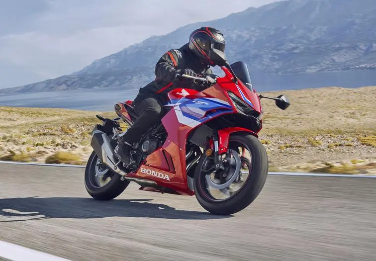 Sports riding position