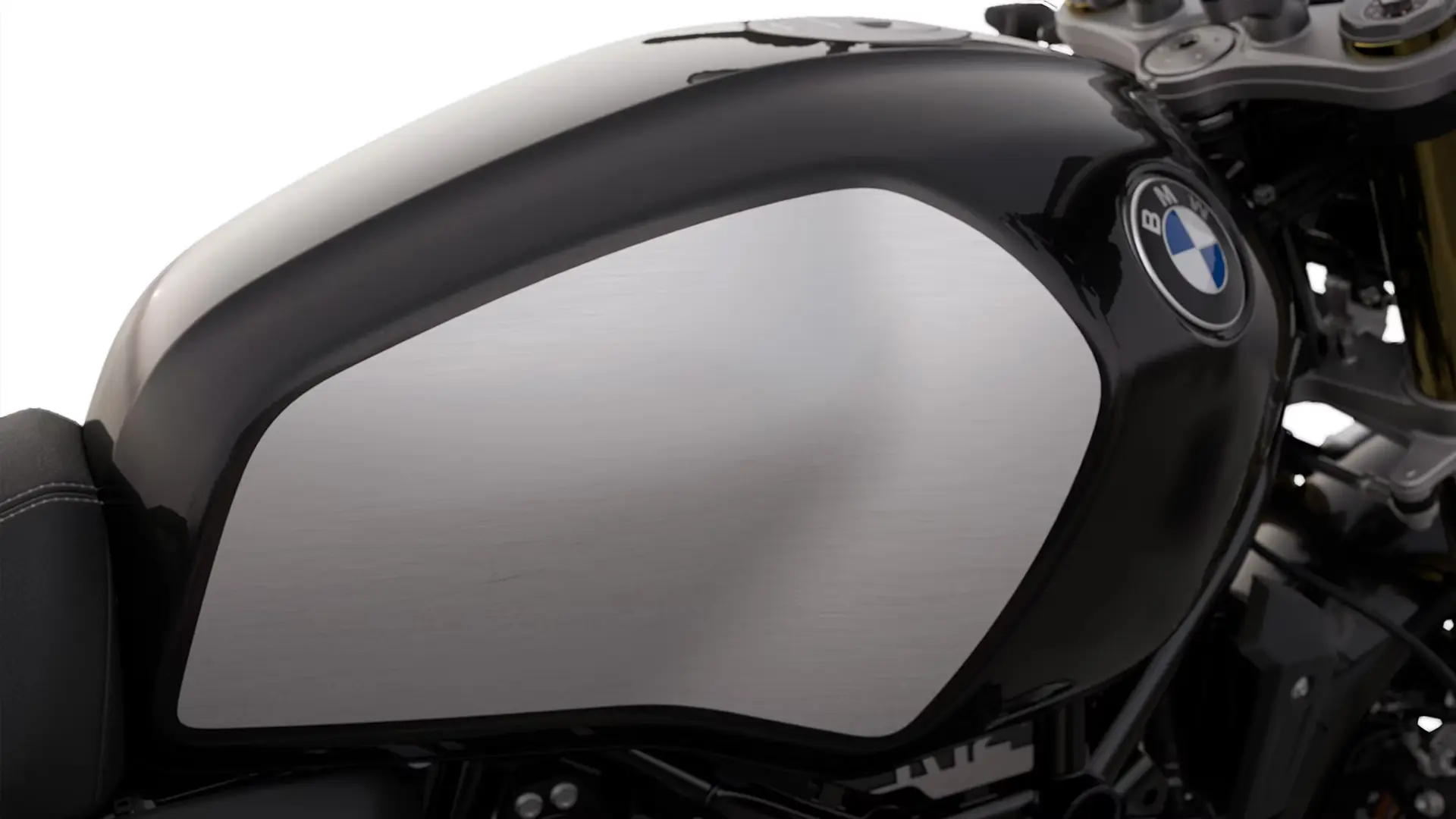 Eye-catching highlights: aluminium surfaces