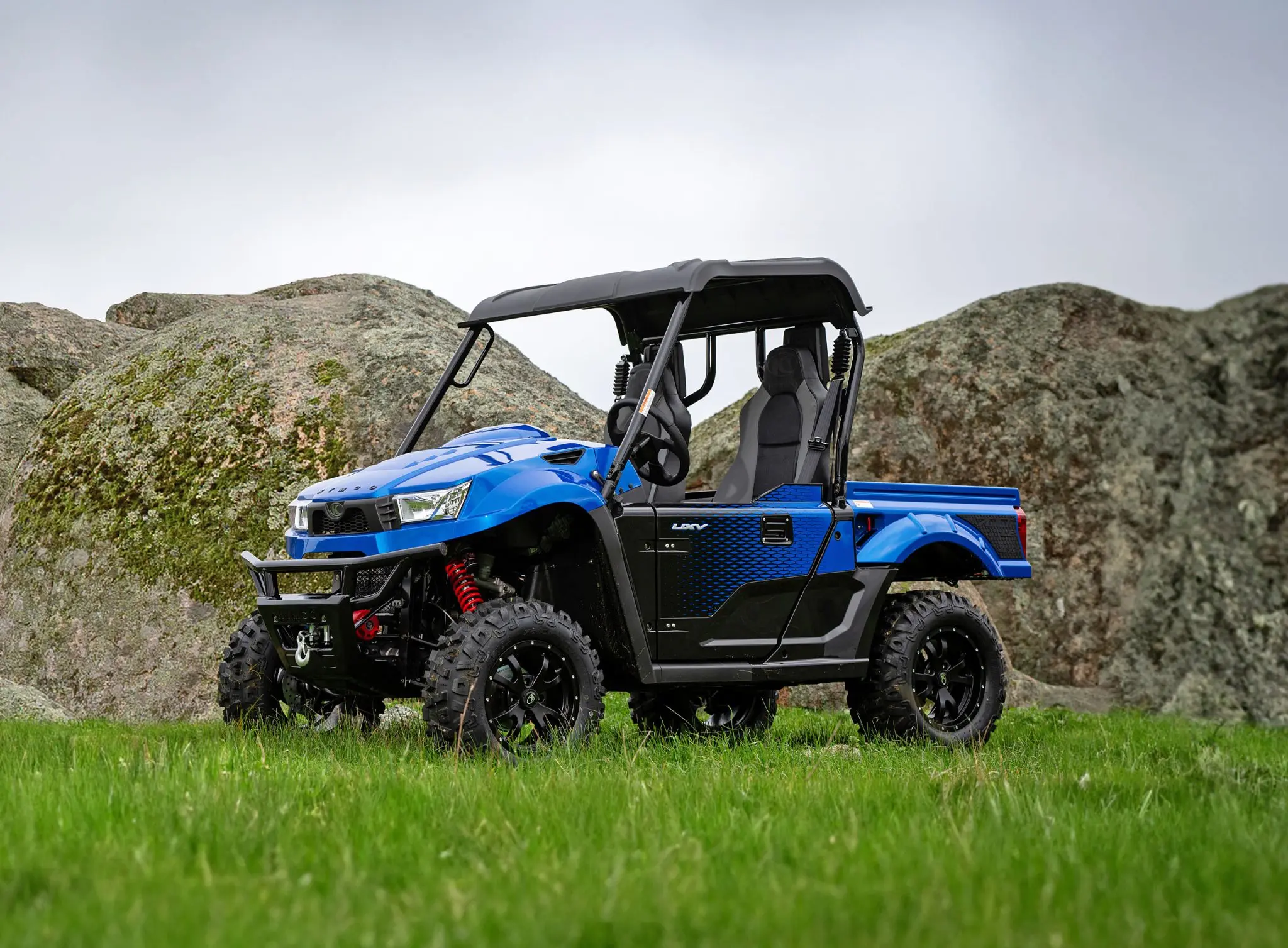 UXV 700i EPS LE