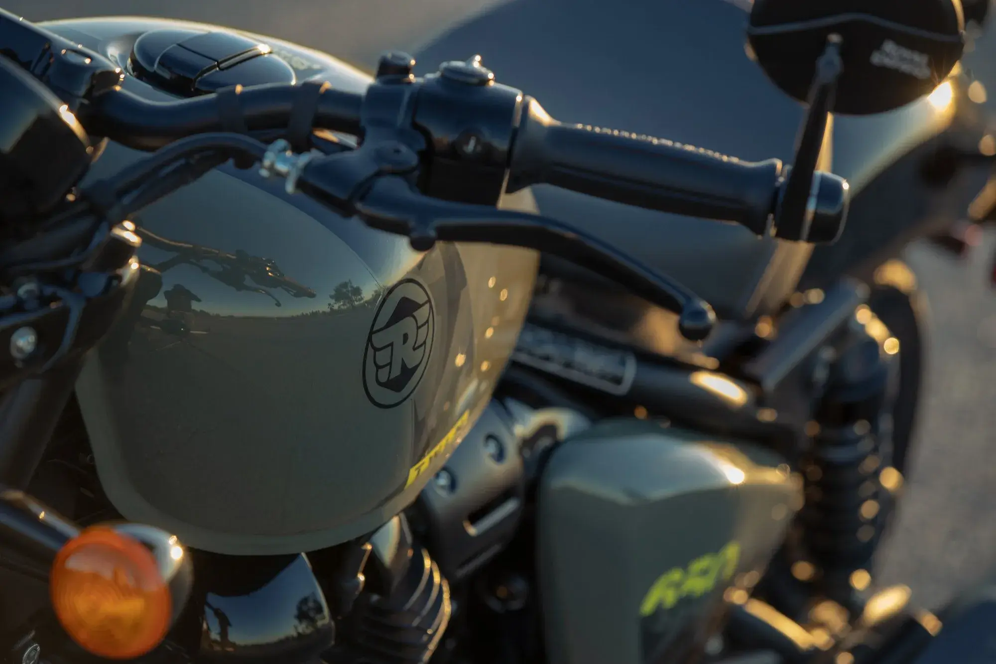 PREMIUM SWITCH GEAR & LEVERS