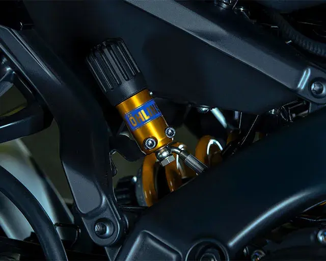 Exclusive Fully-Adjustable Suspension
