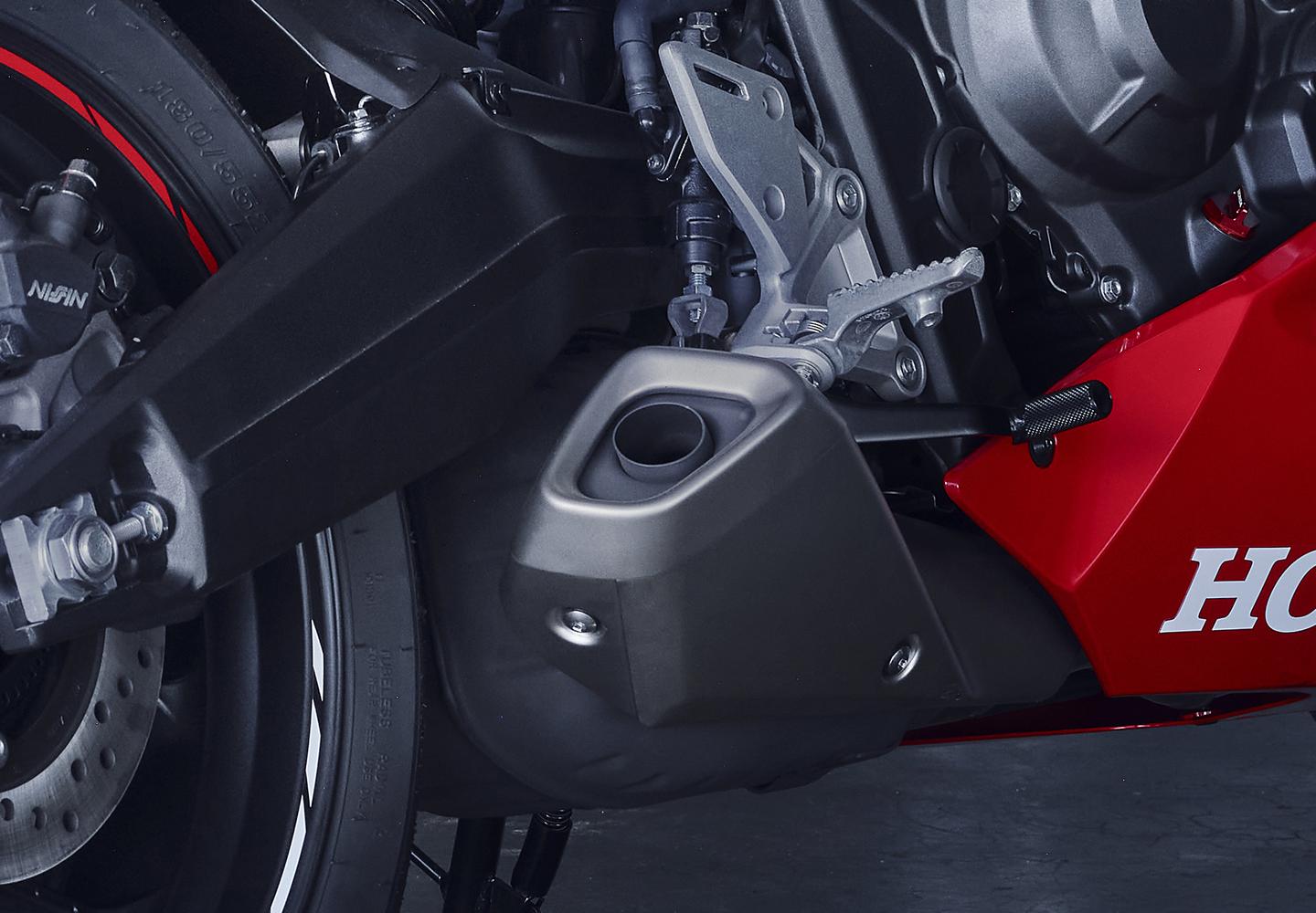 Sinuous Exhaust