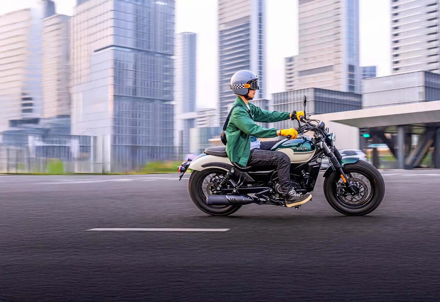 CONFIDENCE-INSPIRING HANDLING