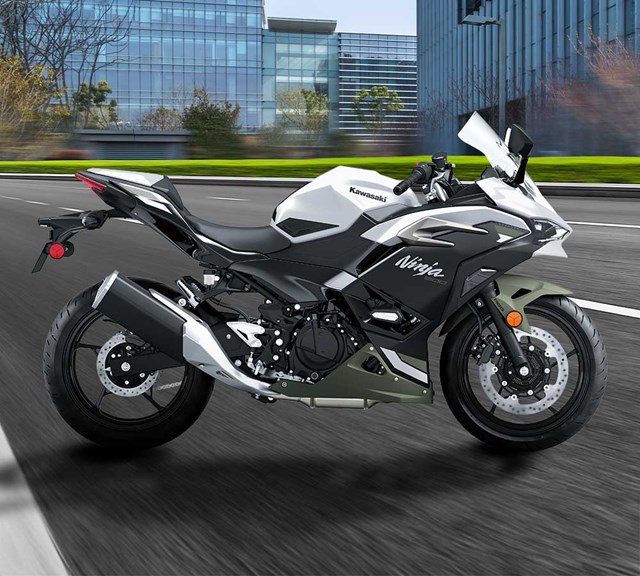 2026 Ninja 500 SE